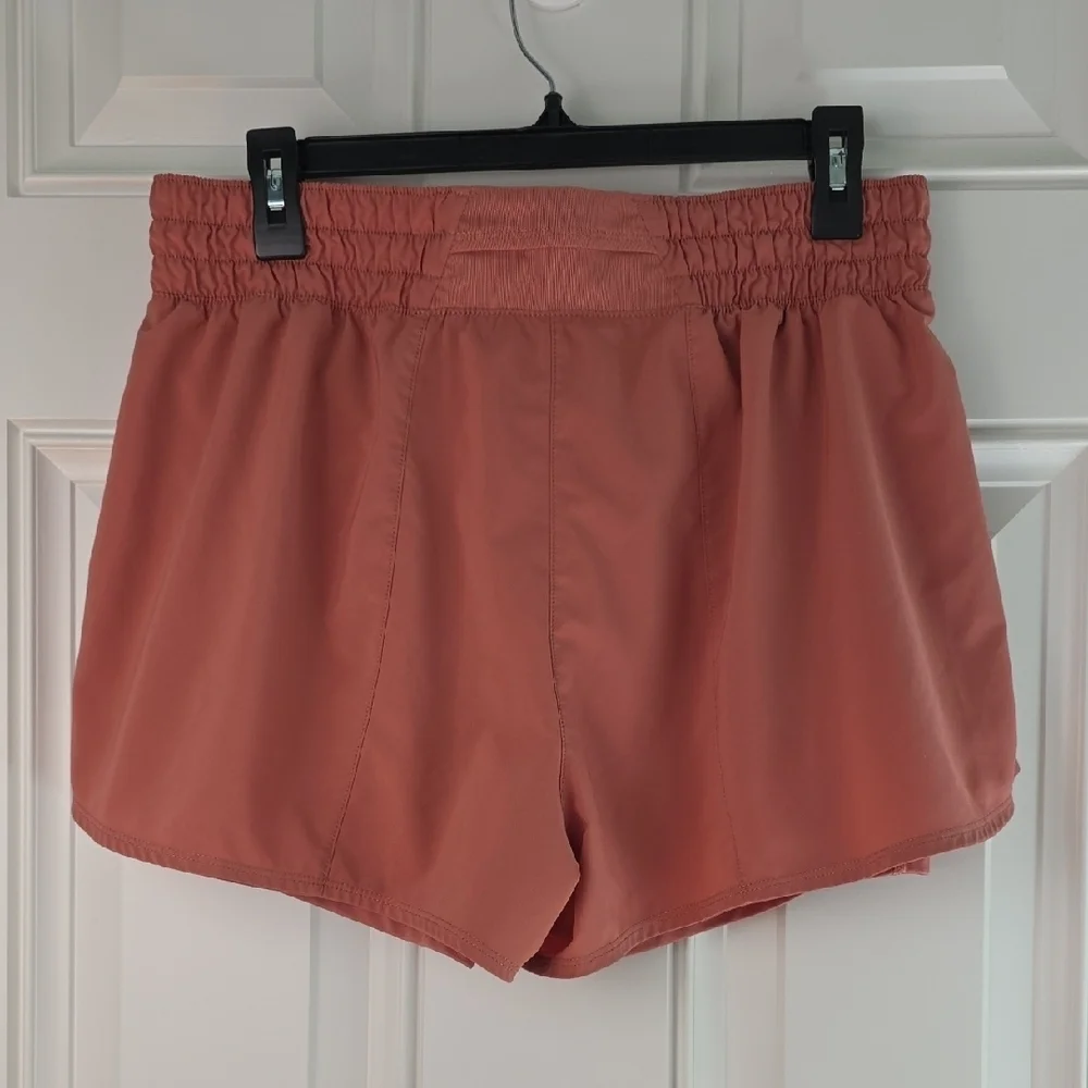Nike Women's Peach Athletic Shorts.  Size Large